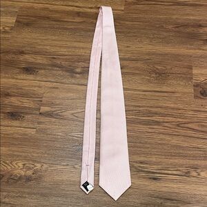 Perry Ellis Light Pink Tie